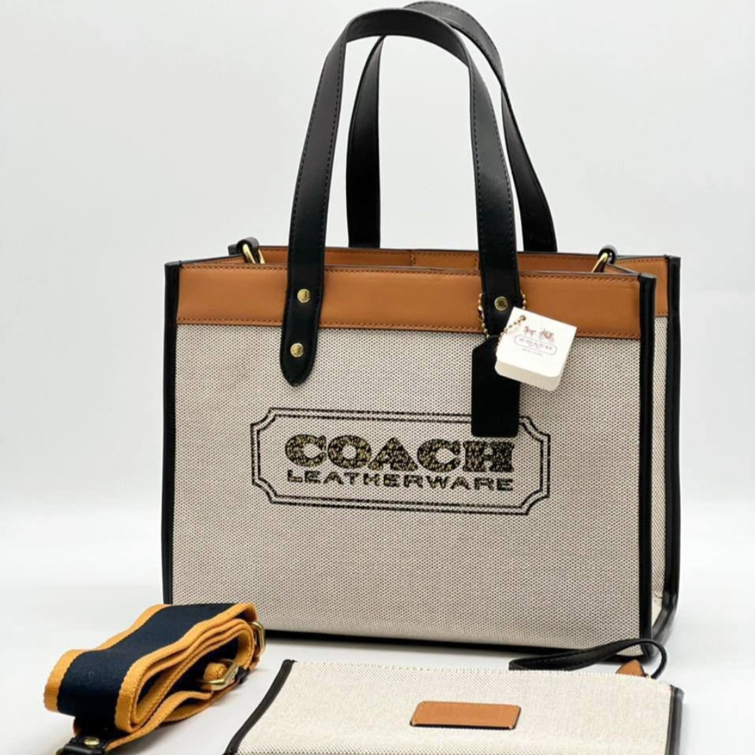 Coach 2-Piece Set – Elegant Handbag with Pouch & Accessories